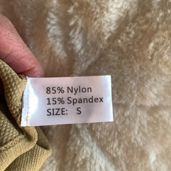 Shapewear size small - Picture 4 of 5